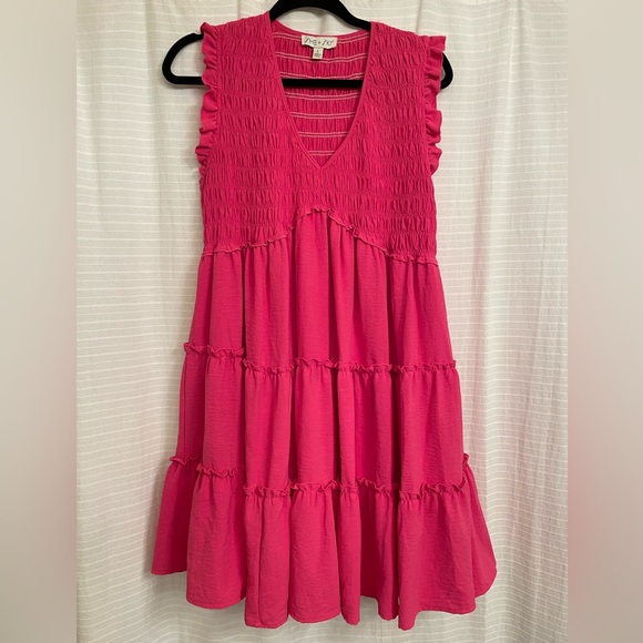 Fuchsia Sleeveless Smocked Tiered Maternity Dress EUC - Picture 6 of 9